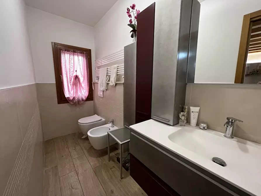 Immagine 5 di Casa indipendente in vendita  a Chioggia