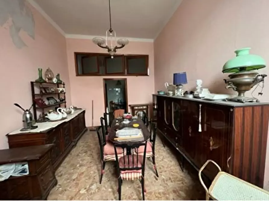 Immagine 25 di Palazzo in vendita  a Santarcangelo Di Romagna