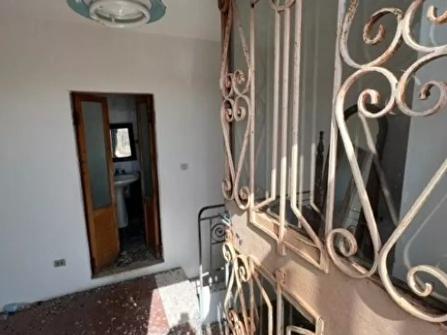Immagine 31 di Palazzo in vendita  a Santarcangelo Di Romagna