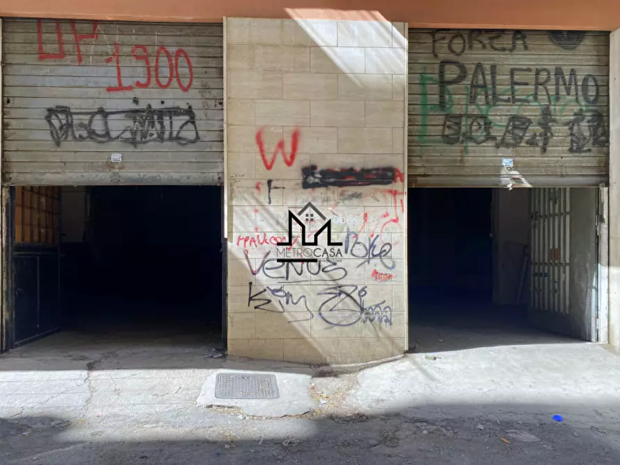 Immagine 3 di Appartamento in vendita  a Palermo