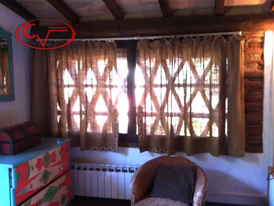 Immagine 31 di Villa in vendita  a Montevarchi