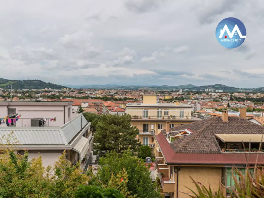 Immagine 13 di Appartamento in vendita  in Via Mohandas Gandhi a Pesaro