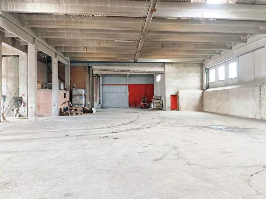 Immagine 12 di Capannone industriale in vendita  in Loc. Olmini, Via Santa Maria (SP 306), N. snc a Panicale