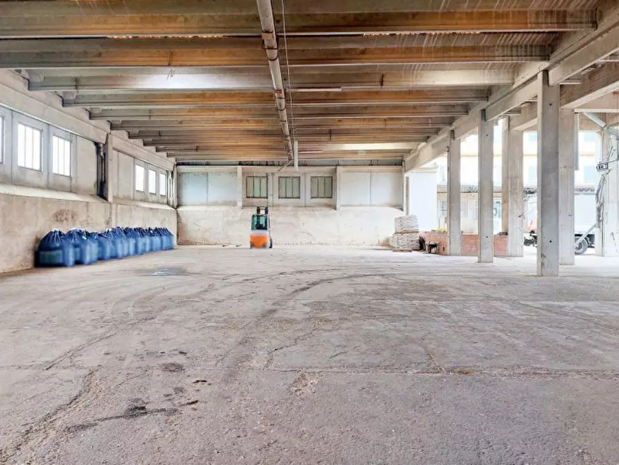 Immagine 13 di Capannone industriale in vendita  in Loc. Olmini, Via Santa Maria (SP 306), N. snc a Panicale