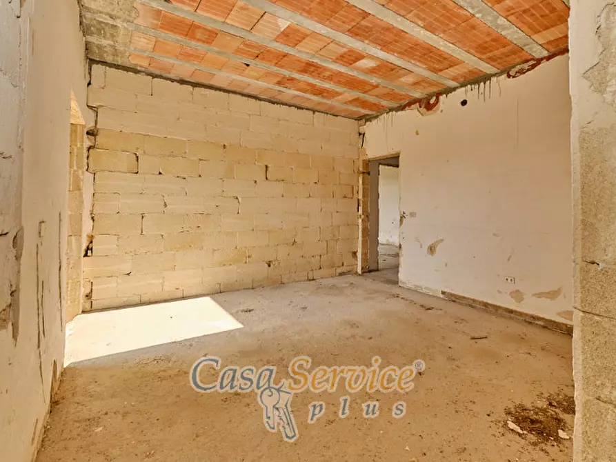 Immagine 27 di Villa in vendita  a Parabita