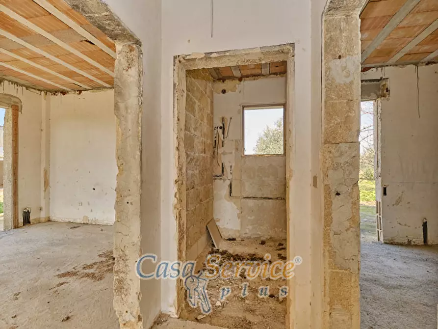 Immagine 28 di Villa in vendita  a Parabita