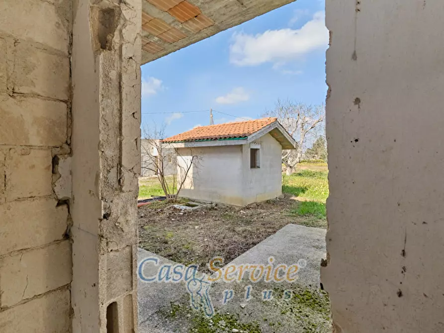 Immagine 30 di Villa in vendita  a Parabita