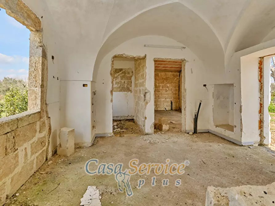 Immagine 35 di Villa in vendita  a Parabita