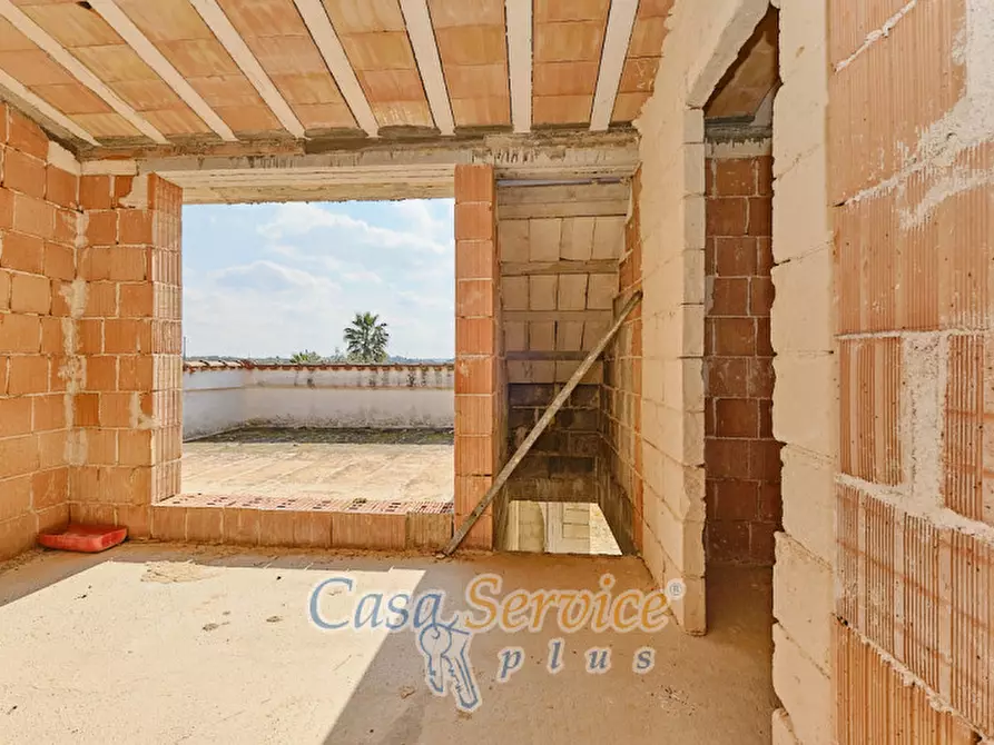 Immagine 48 di Villa in vendita  a Parabita