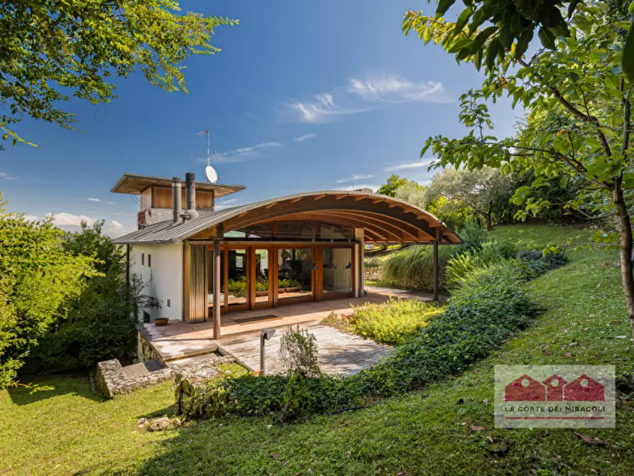 Immagine 1 di Villa in vendita  in Via Santa Giustina a Arcugnano