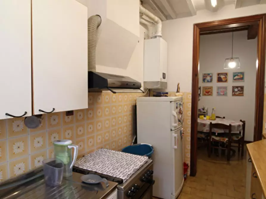 Immagine 9 di Palazzo in vendita  a San Giovanni Valdarno