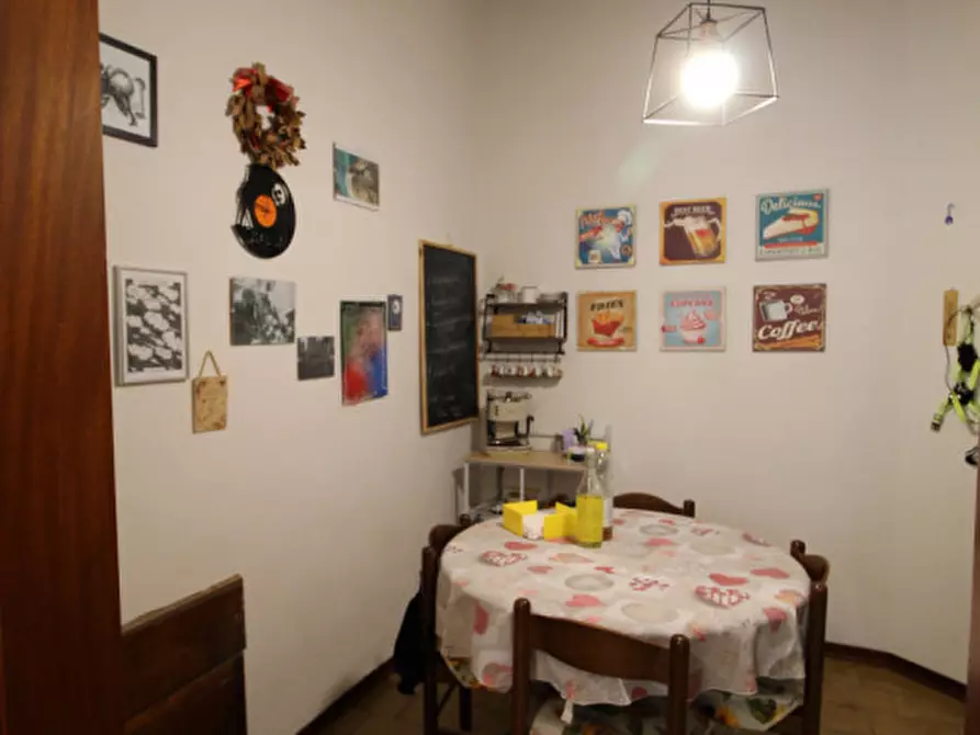 Immagine 10 di Palazzo in vendita  a San Giovanni Valdarno