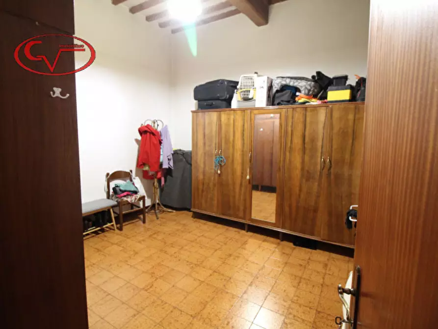 Immagine 14 di Palazzo in vendita  a San Giovanni Valdarno