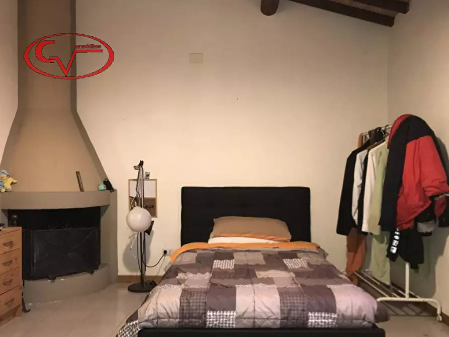 Immagine 22 di Palazzo in vendita  a San Giovanni Valdarno