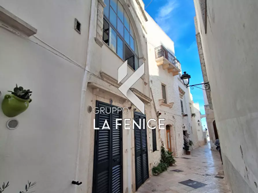 Immagine 3 di Casa indipendente in vendita  in via Giannone a Locorotondo