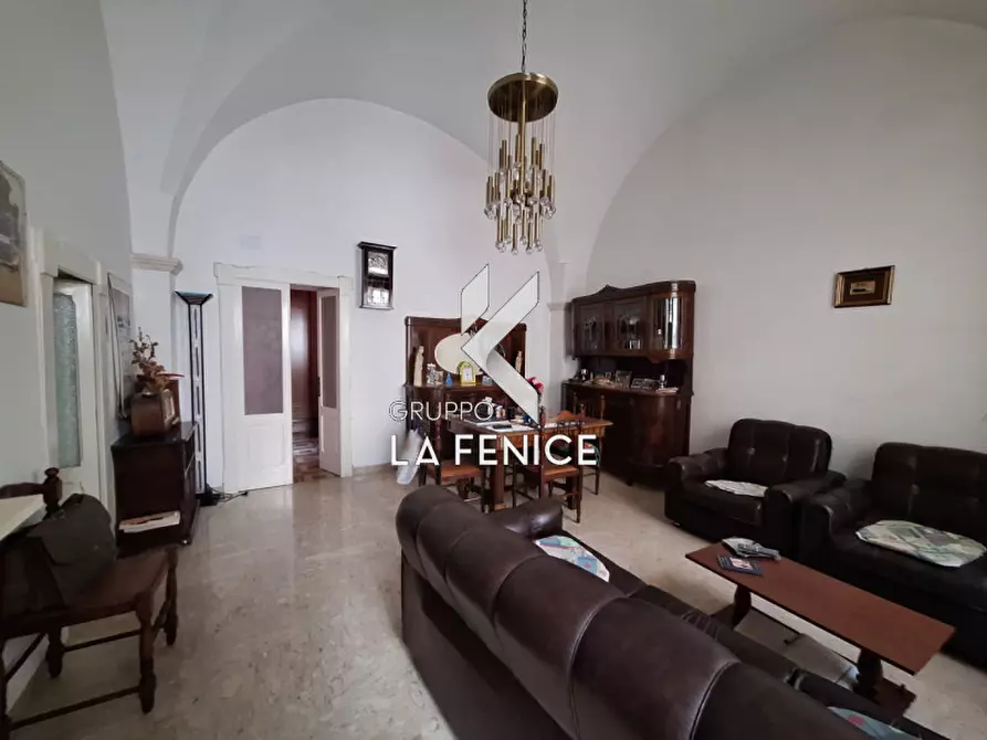 Immagine 5 di Casa indipendente in vendita  in via Giannone a Locorotondo