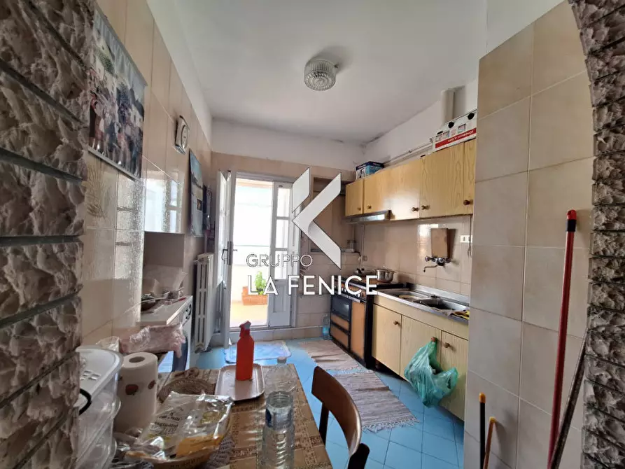 Immagine 19 di Casa indipendente in vendita  in via Giannone a Locorotondo