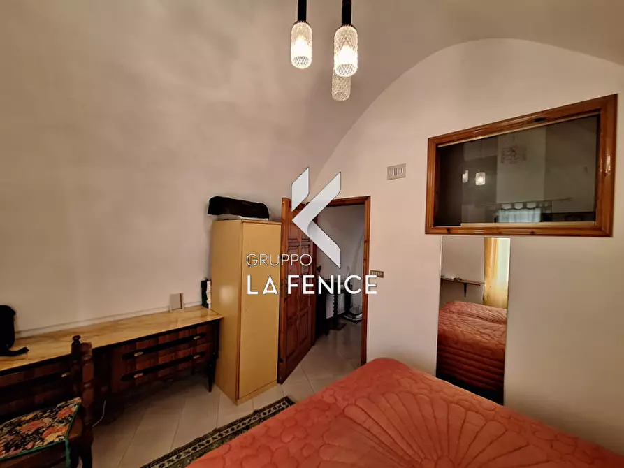 Immagine 27 di Casa indipendente in vendita  in via Giannone a Locorotondo