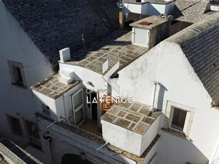 Immagine 38 di Casa indipendente in vendita  in via Giannone a Locorotondo