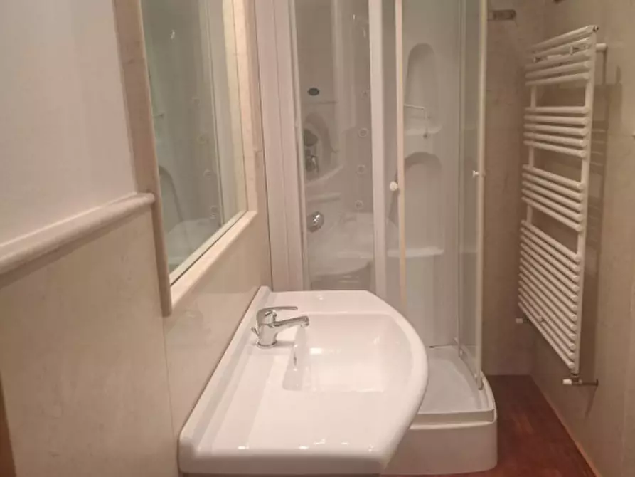 Immagine 12 di Appartamento in vendita  in santa croce a Padova