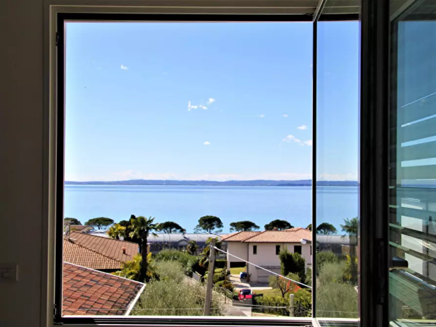 Immagine 6 di Attico in affitto  in via Colombara Ruffoni 22 a Lazise