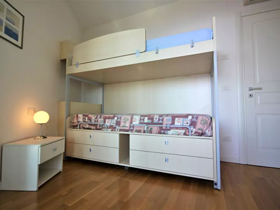 Immagine 17 di Attico in affitto  in via Colombara Ruffoni 22 a Lazise