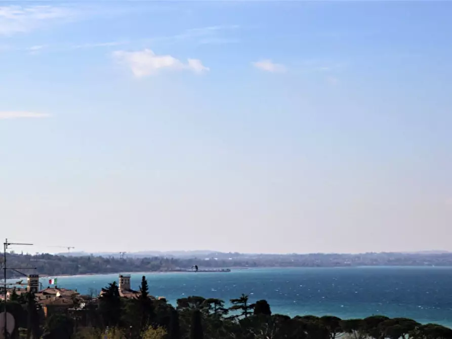 Immagine 19 di Attico in affitto  in via Colombara Ruffoni 22 a Lazise