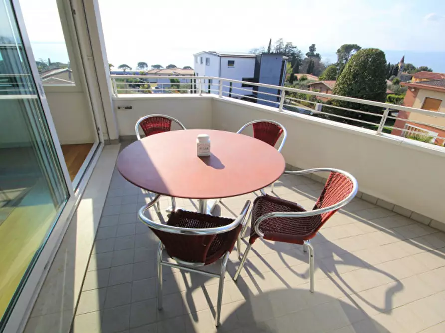 Immagine 27 di Attico in affitto  in via Colombara Ruffoni 22 a Lazise