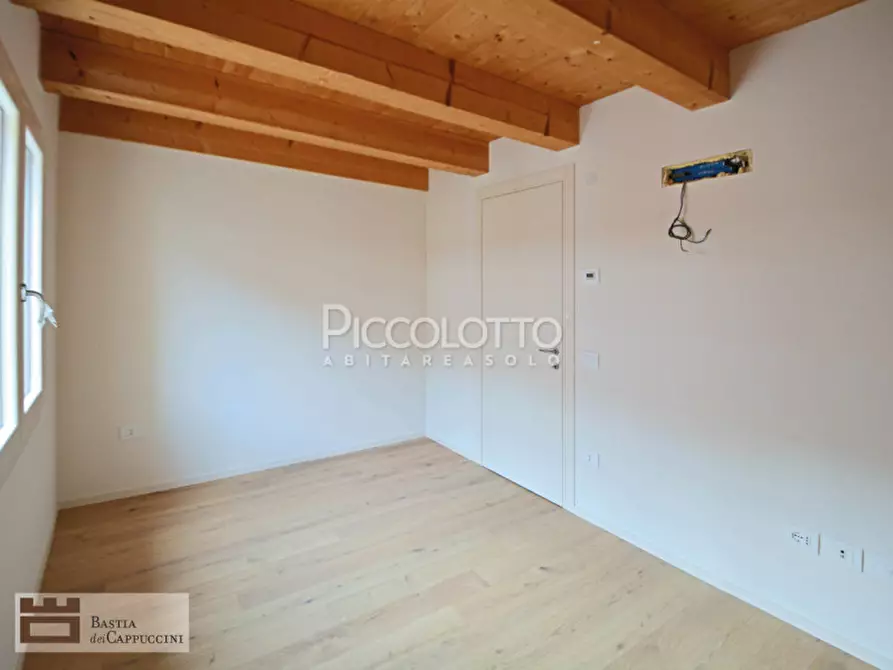 Immagine 10 di Appartamento in vendita  in Vicolo dei Cappuccini a Castelfranco Veneto