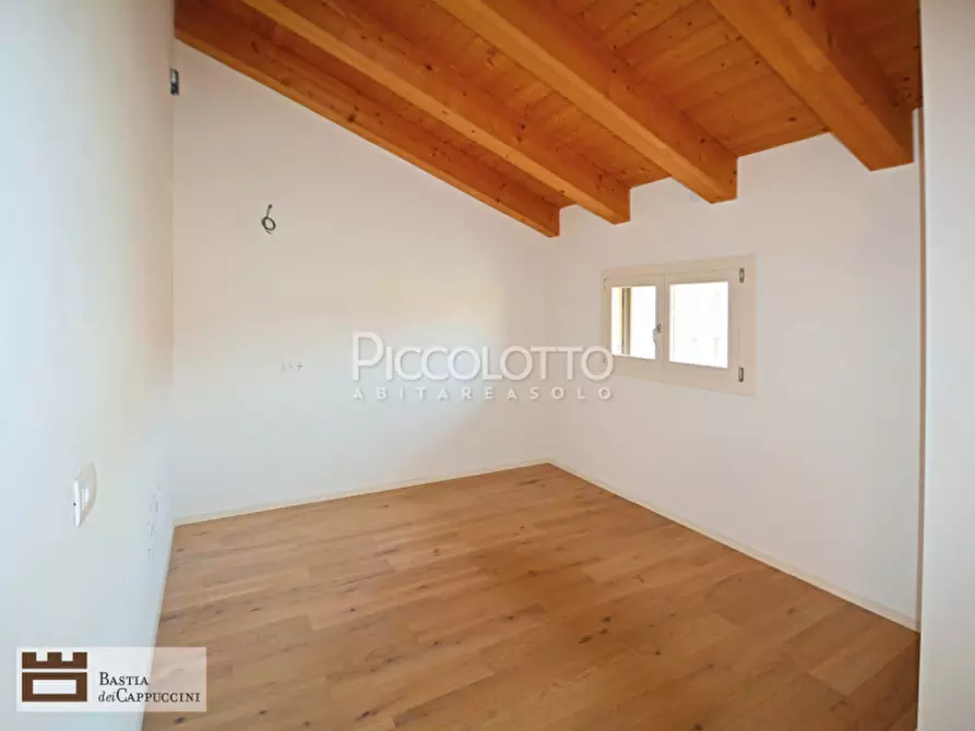 Immagine 4 di Appartamento in vendita  in Vicolo dei Cappuccini a Castelfranco Veneto