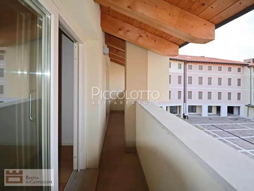 Immagine 7 di Appartamento in vendita  in Vicolo dei Cappuccini a Castelfranco Veneto