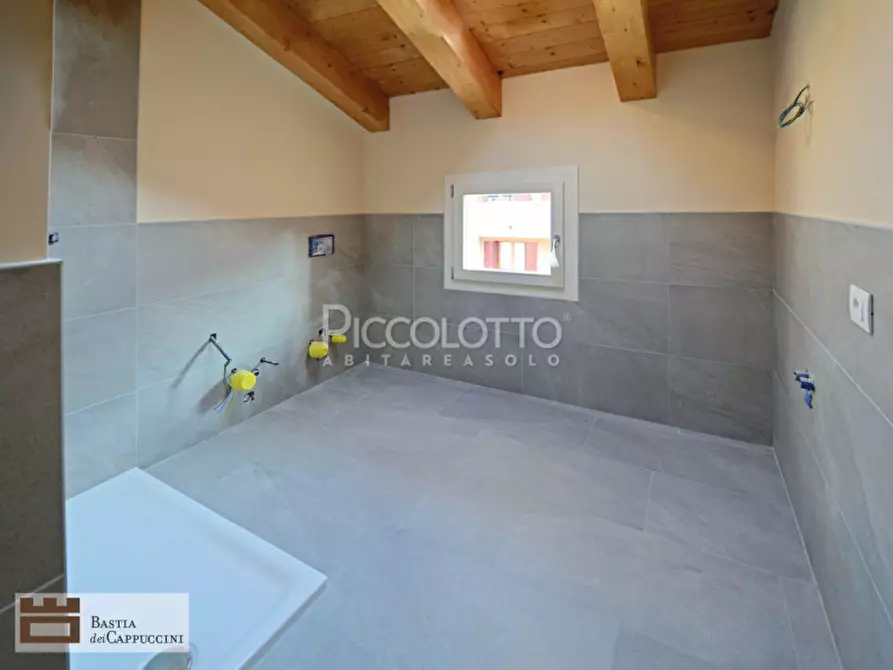 Immagine 10 di Appartamento in vendita  in Vicolo dei Cappuccini a Castelfranco Veneto