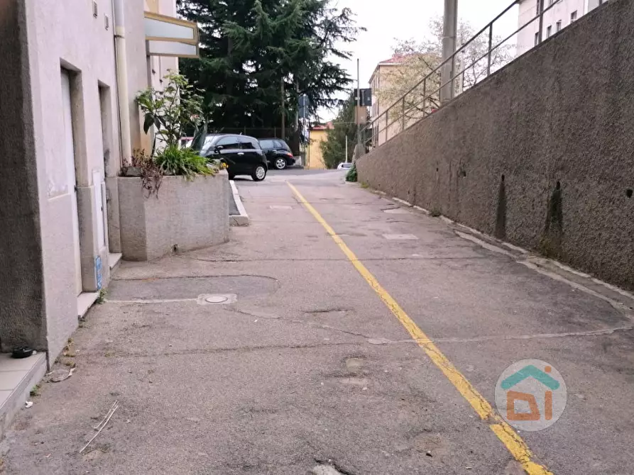 Immagine 2 di Ufficio in vendita  in via Benussi a Trieste