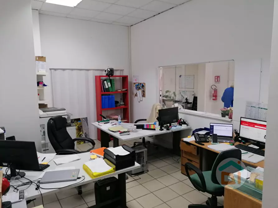 Immagine 8 di Ufficio in vendita  in via Benussi a Trieste