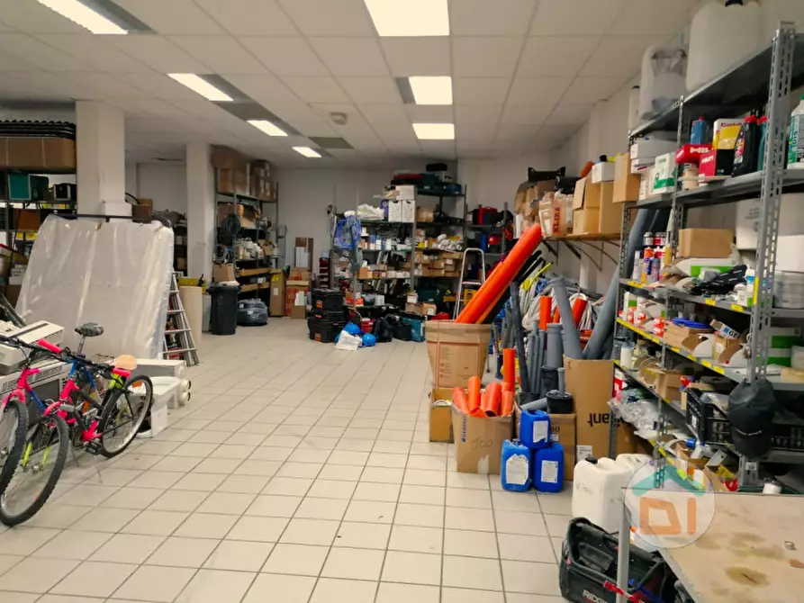 Immagine 11 di Ufficio in vendita  in via Benussi a Trieste