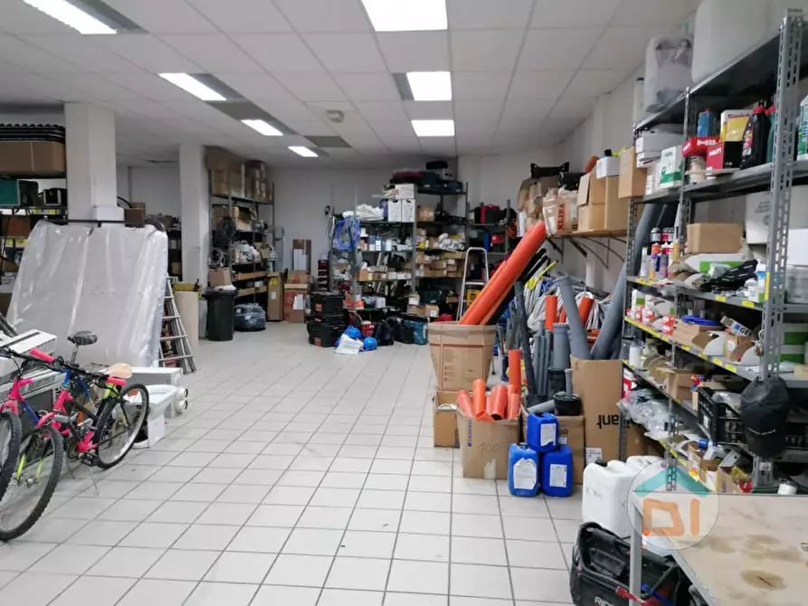 Immagine 14 di Ufficio in vendita  in via Benussi a Trieste