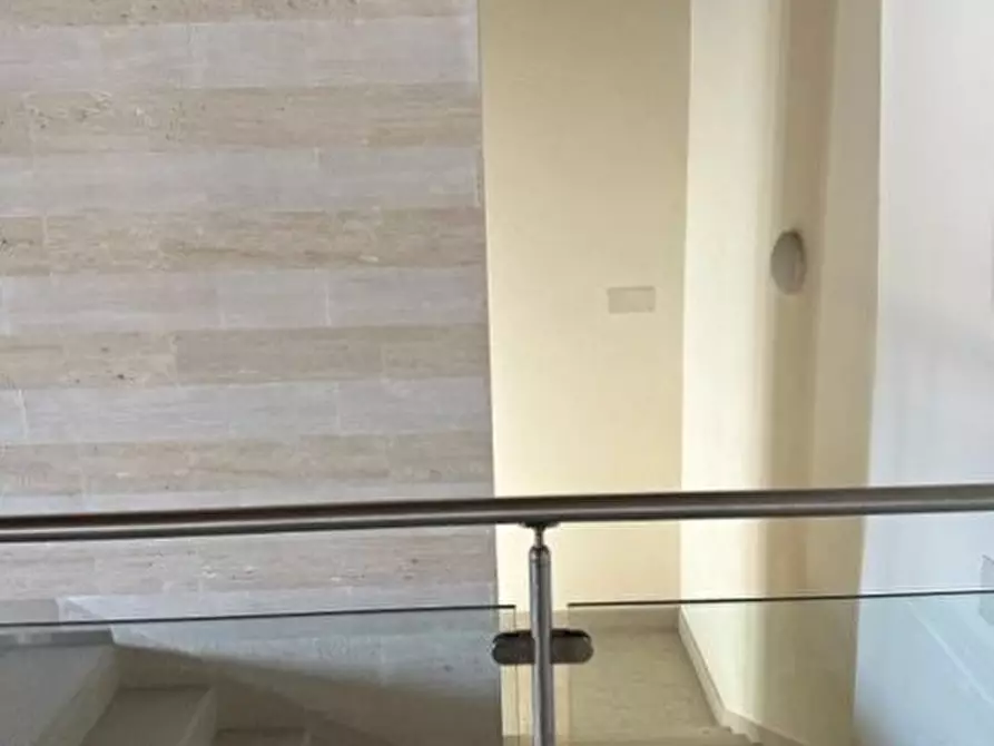 Immagine 12 di Ufficio in vendita  in Via Cesena a Montiano