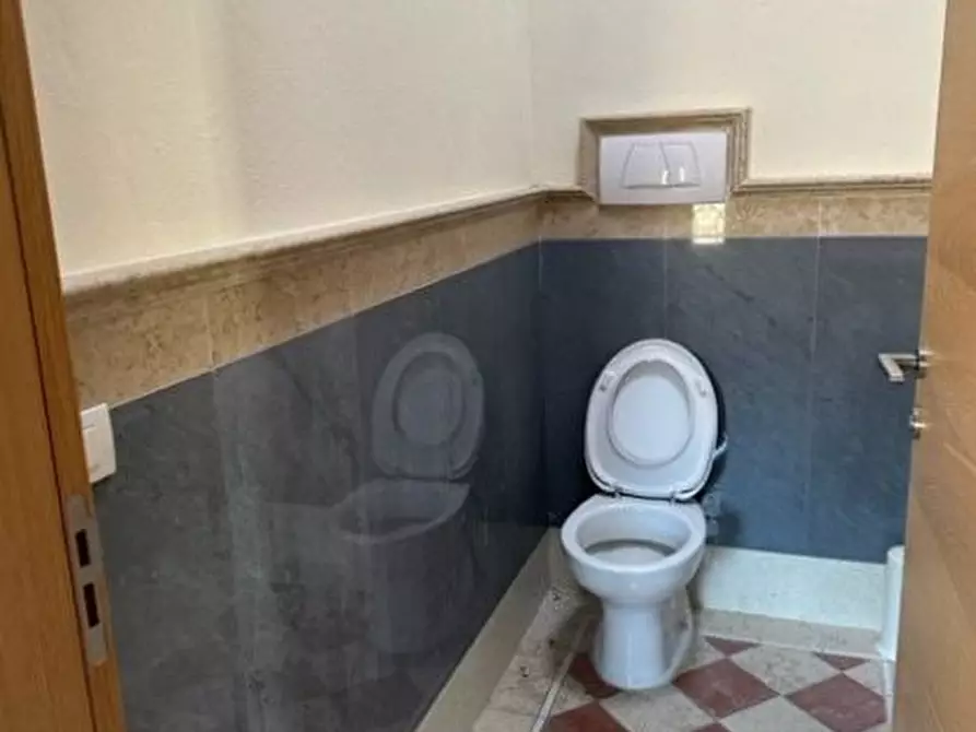 Immagine 14 di Ufficio in vendita  in Via Cesena a Montiano