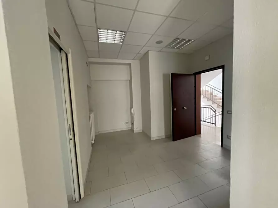 Immagine 1 di Ufficio in affitto  in Via Radici In Piano a Sassuolo