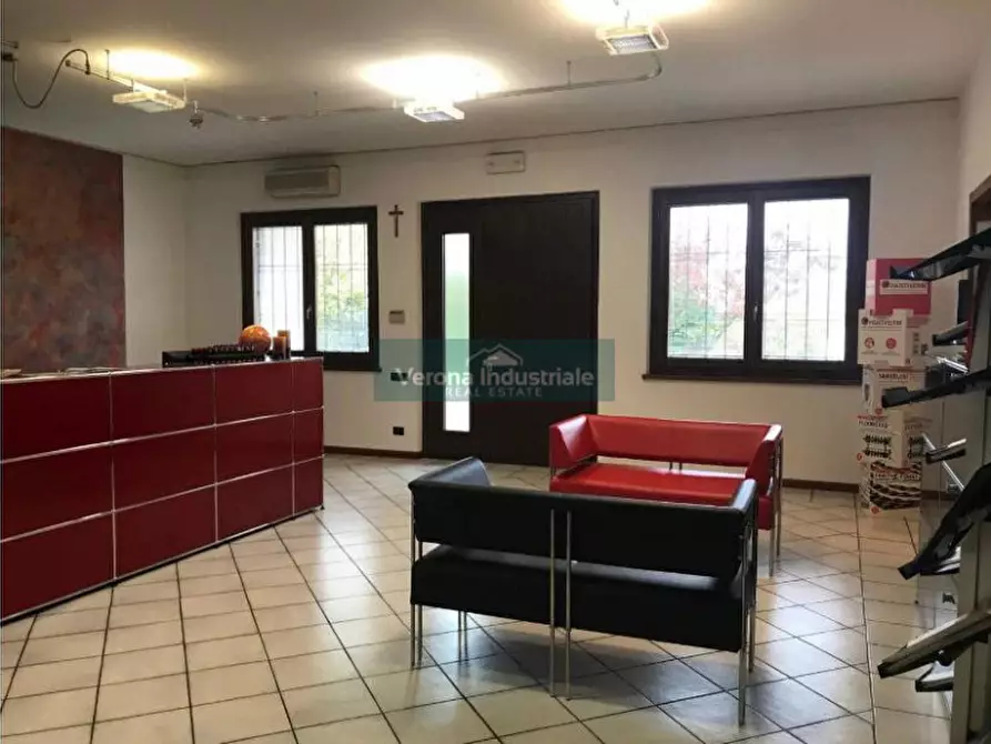 Immagine 3 di Capannone industriale in vendita  in via Dell'Artigianato a Sona