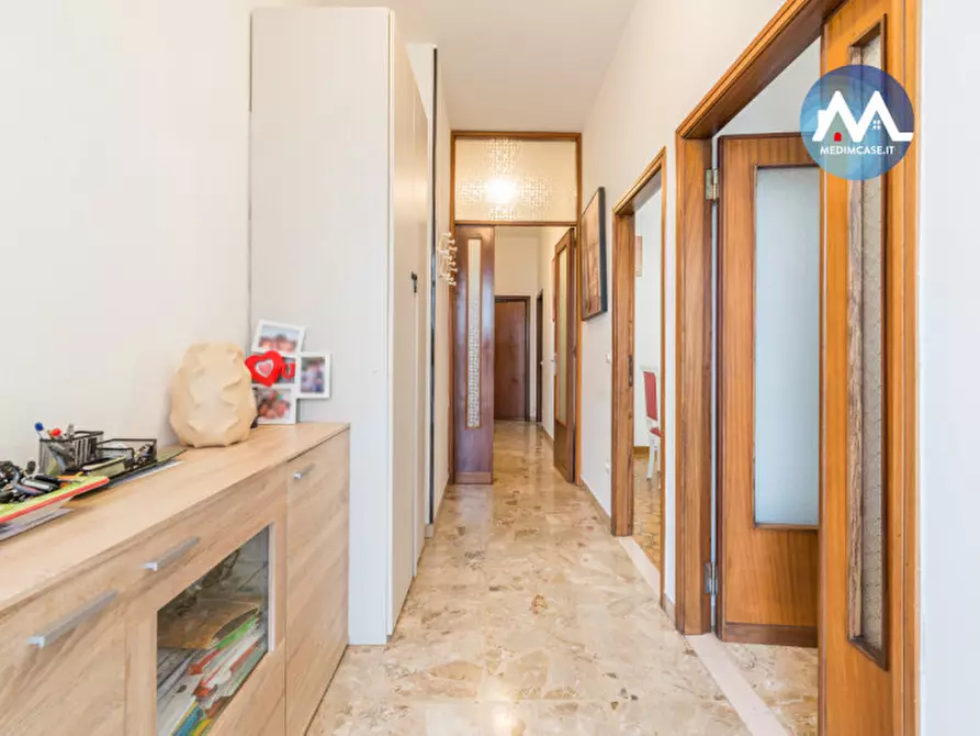 Immagine 4 di Casa bifamiliare in vendita  in via Basento 30 a Pesaro