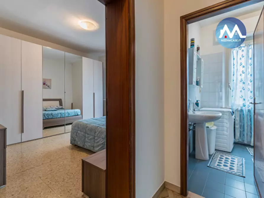 Immagine 18 di Casa bifamiliare in vendita  in via Basento 30 a Pesaro