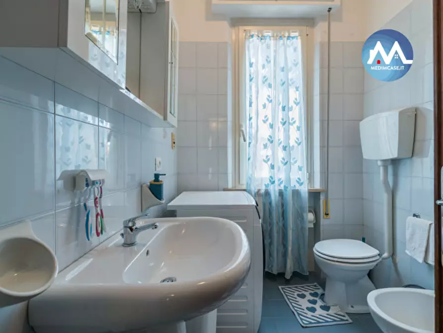 Immagine 19 di Casa bifamiliare in vendita  in via Basento 30 a Pesaro