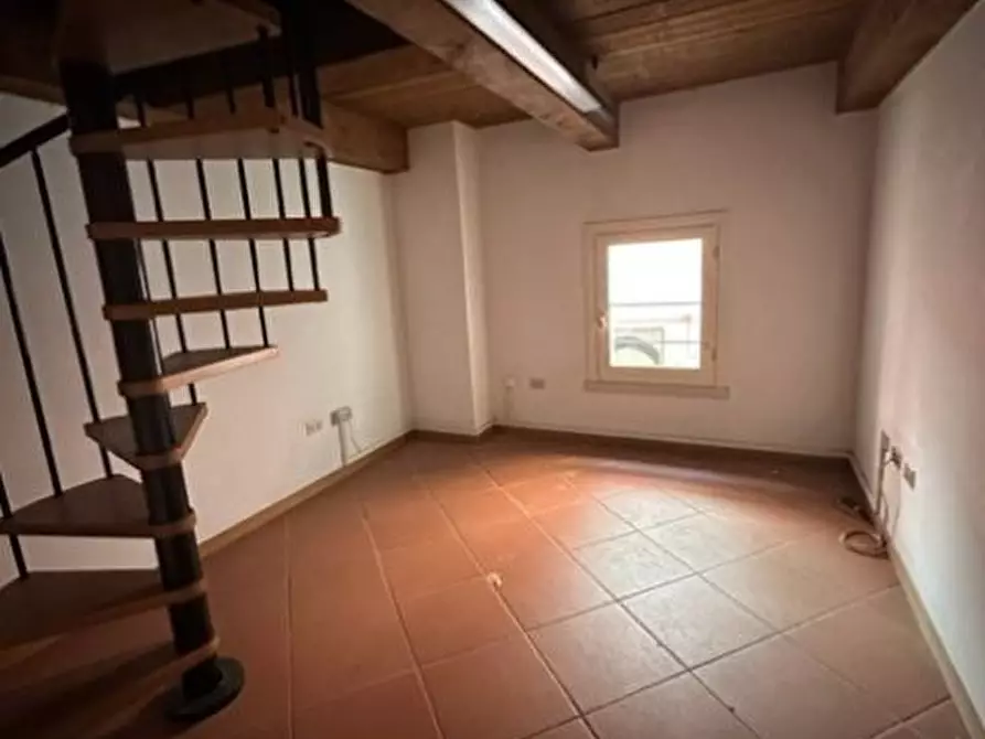 Immagine 13 di Ufficio in vendita  a Savignano Sul Rubicone