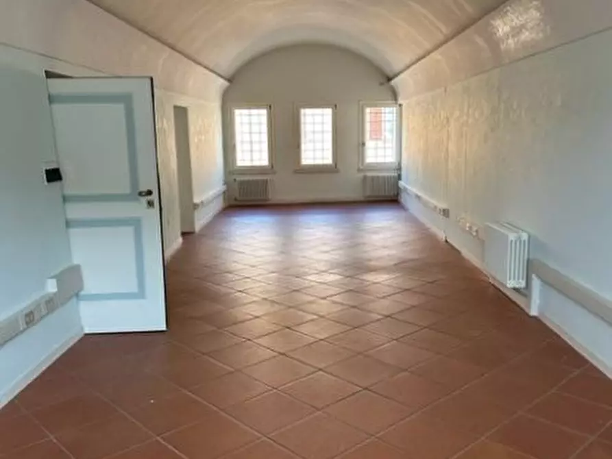 Immagine 26 di Ufficio in vendita  a Savignano Sul Rubicone