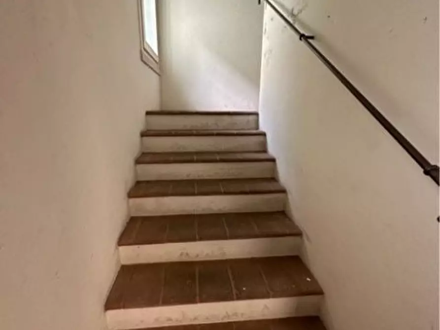 Immagine 37 di Ufficio in vendita  a Savignano Sul Rubicone