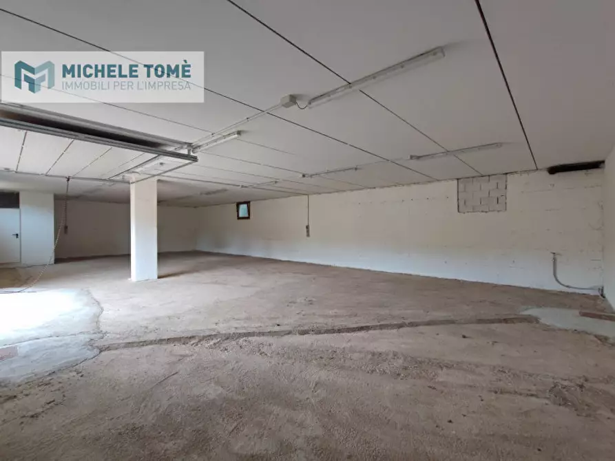 Immagine 6 di Magazzino in affitto  in Località Coletto a Rivoli Veronese