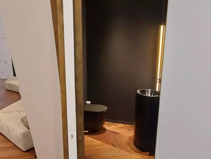 Immagine 5 di Appartamento in vendita  in via carlo cassan a Padova