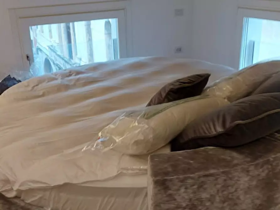 Immagine 10 di Appartamento in vendita  in via carlo cassan a Padova