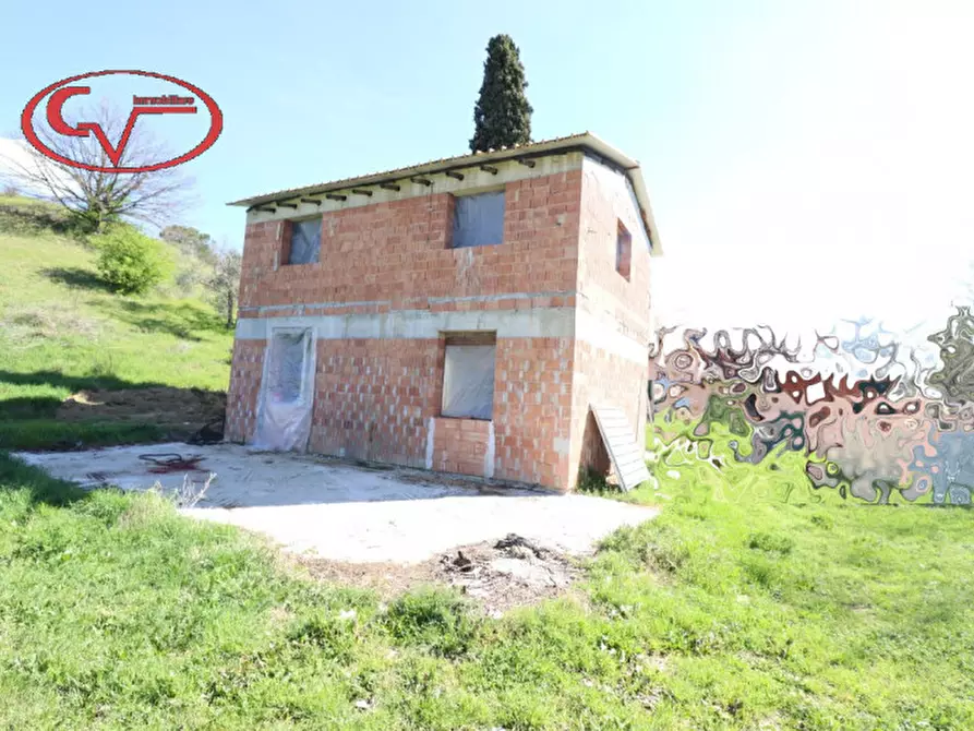 Immagine 1 di Casa indipendente in vendita  in levane a Montevarchi